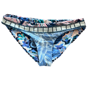 🌿Maaji women’s size medium bikini bottom🌿